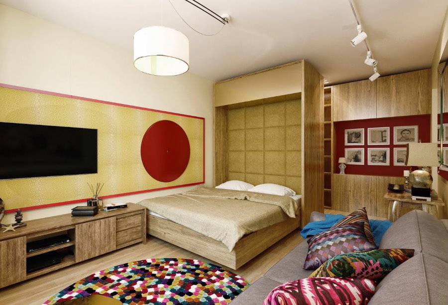 Освещение комнаты с гостевой и спальной зонами