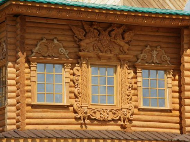 Наличники на окна в деревянном доме – 30 фото 11