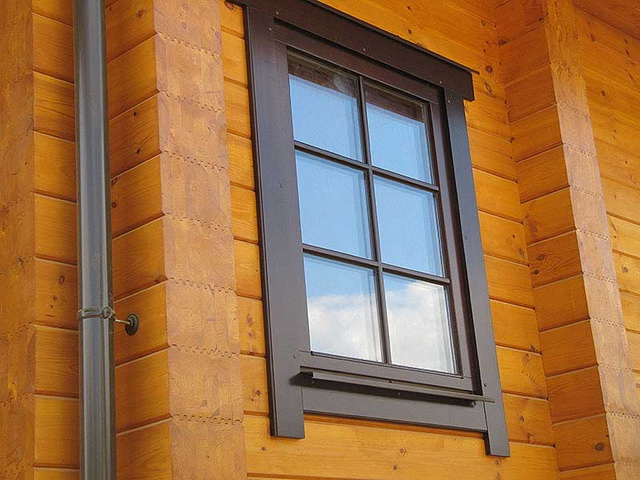 Наличники на окна в деревянном доме – 30 фото 28