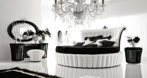 Elegant Black and White Room Design
