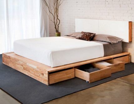 Кровать-подиум с выдвижными ящиками