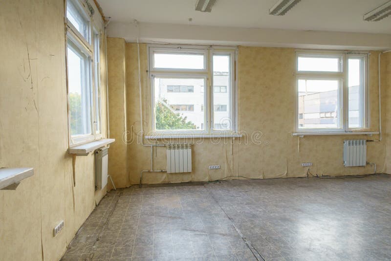 Room in the apartment that needs repair. Old room in the apartment that needs repair royalty free stock photography