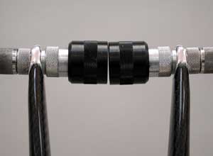 An example of non-repairable bonded dropouts in a carbon fork