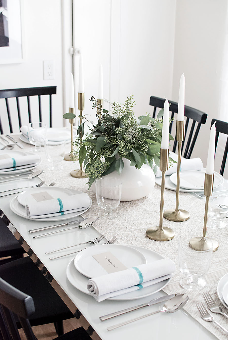 Elegant Thanksgiving table