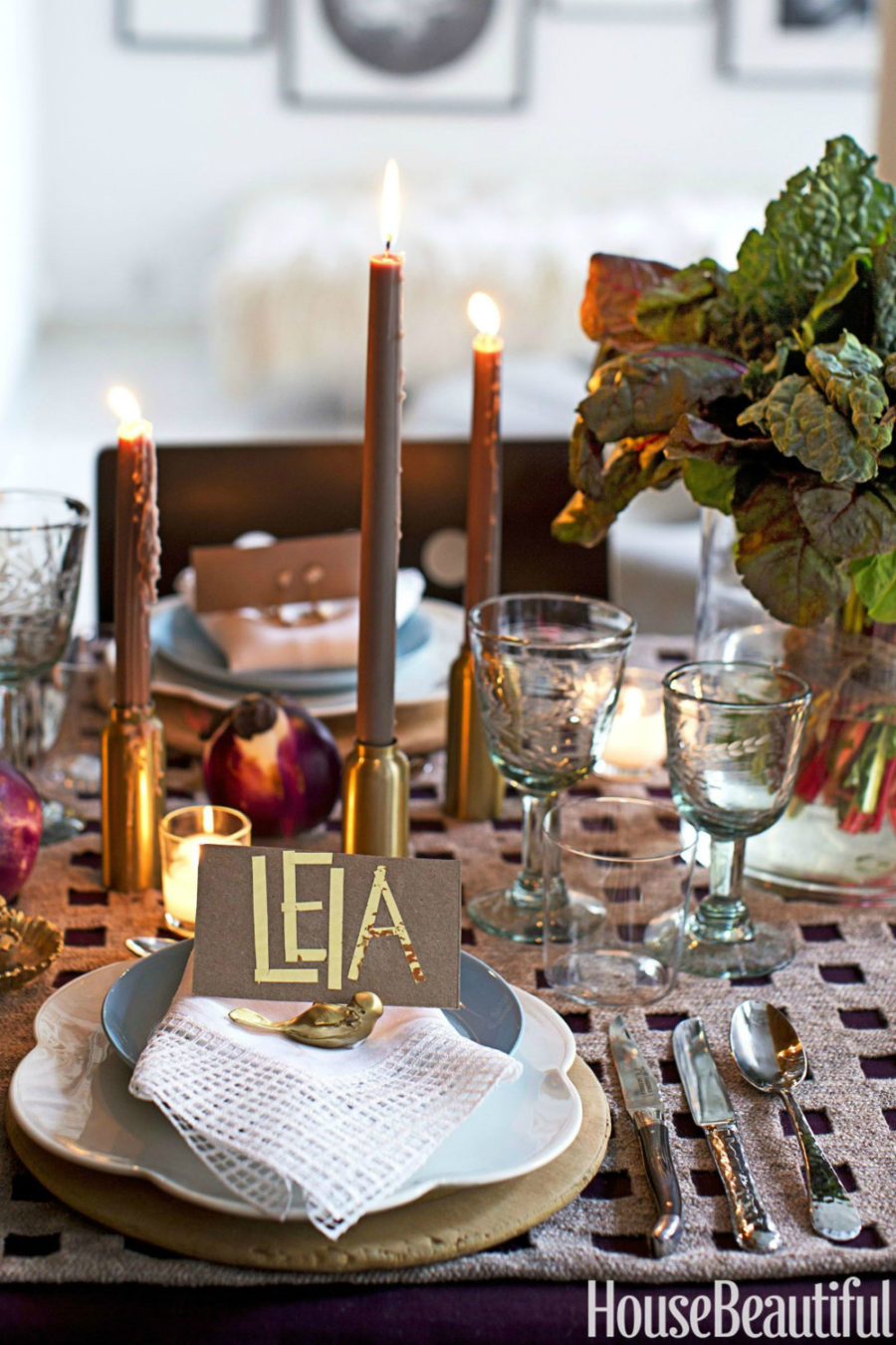 Trendy metallics in a fall tablescape